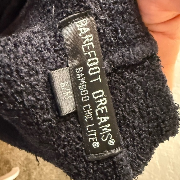 Elegant Black Open Front Cardigan Sweater - Picture 6 of 9